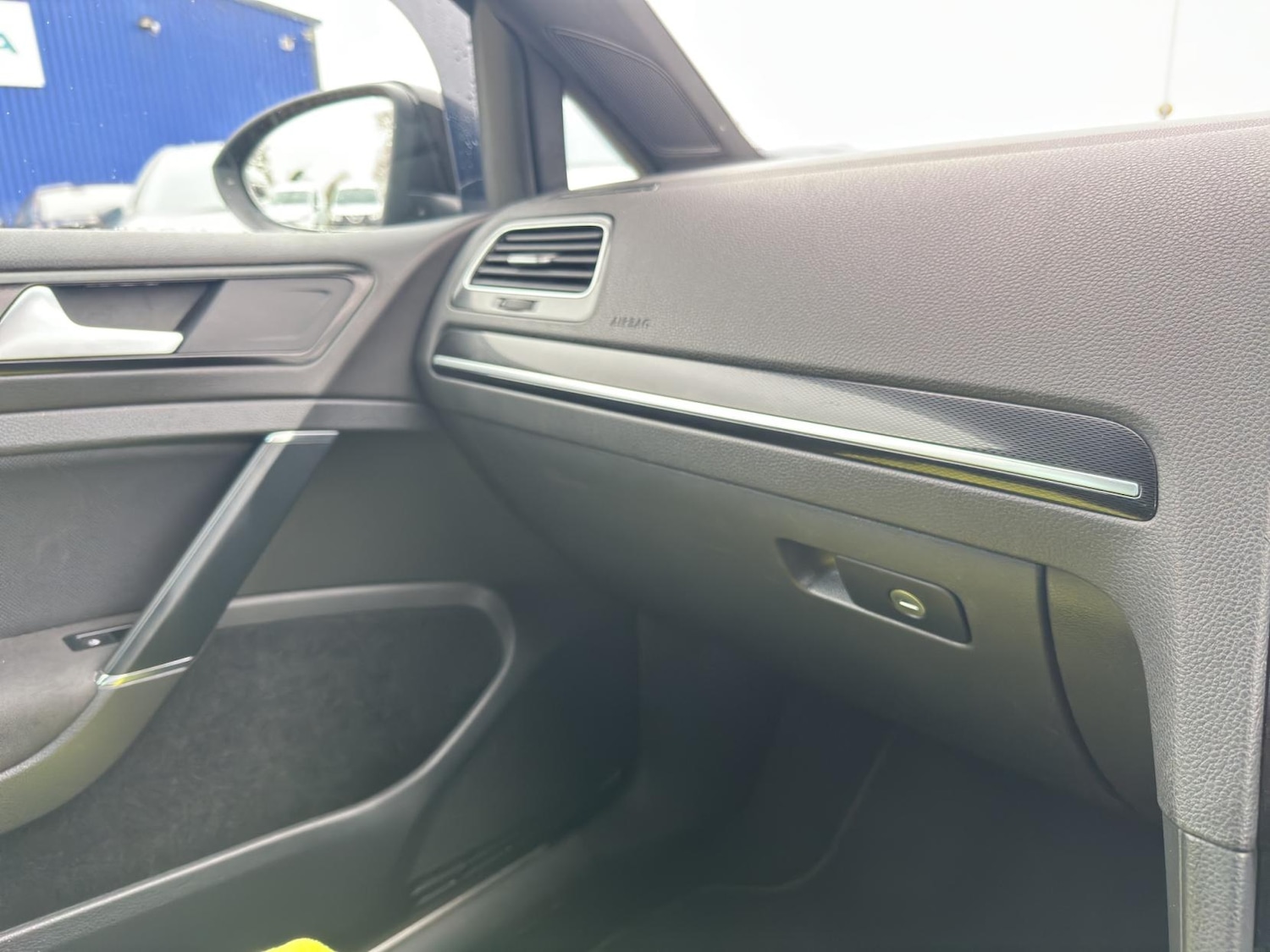 Used Volkswagen Golf 2016 for sale - 77036942: Photo 31