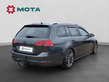 Used Volkswagen Golf 2016 for sale - 77036942: Photo