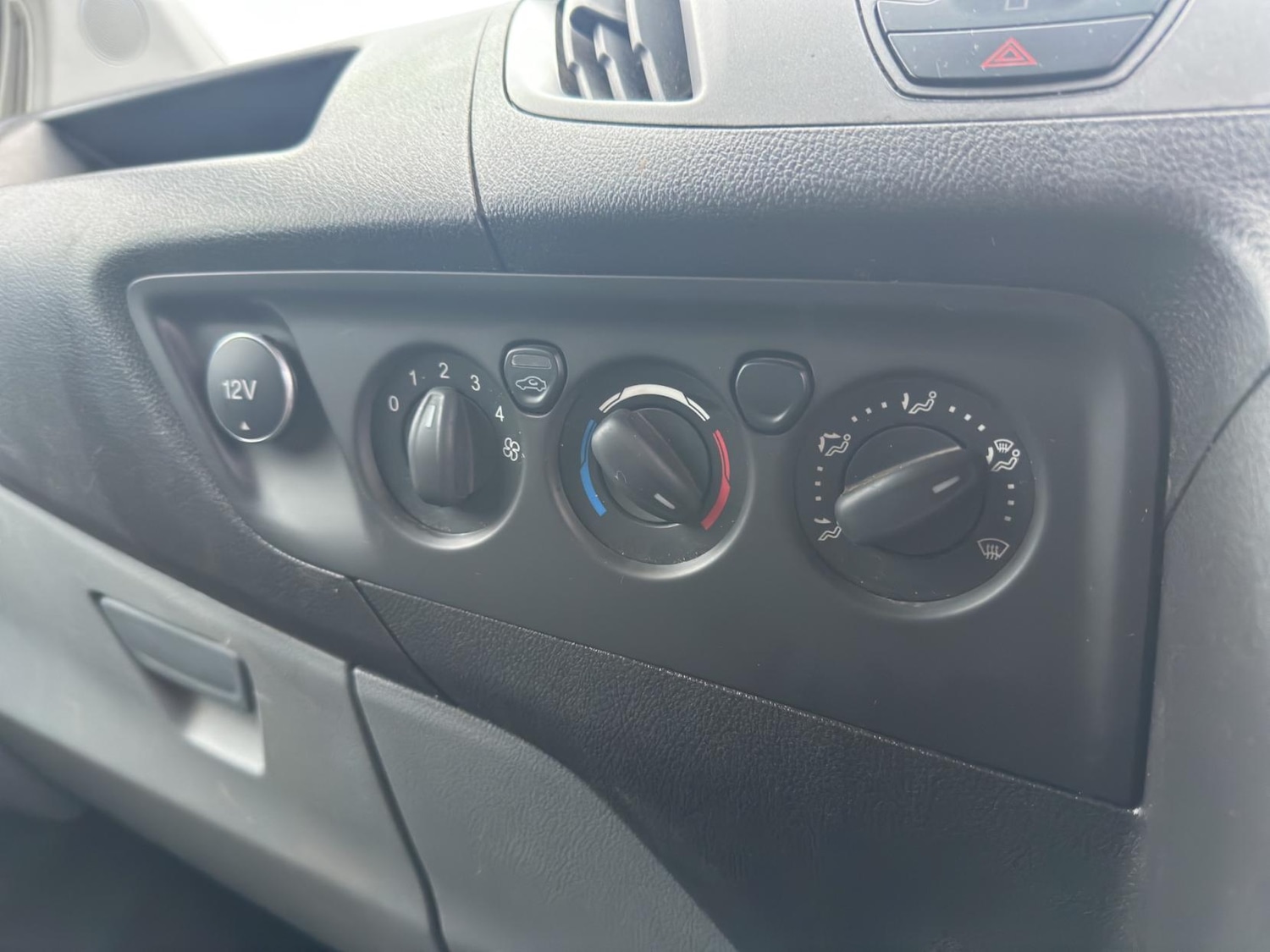 Used Ford Transit Custom 2017 for sale - 77450032: Photo 12