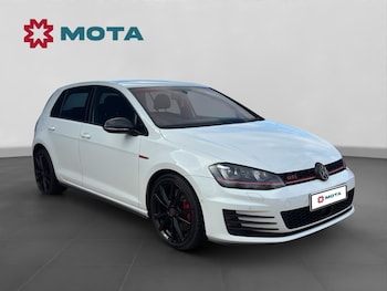 Used Volkswagen Golf 2016 for sale - 77570238: Photo