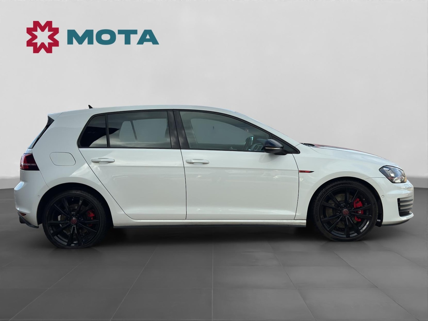 Used Volkswagen Golf 2016 for sale - 77570238: Photo 3