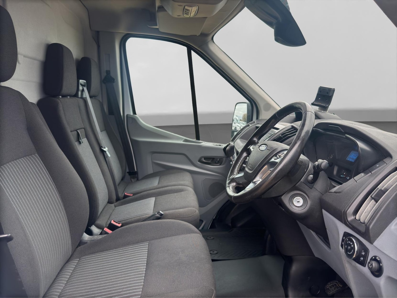 Used Ford Transit 2019 for sale - 76650044: Photo 8