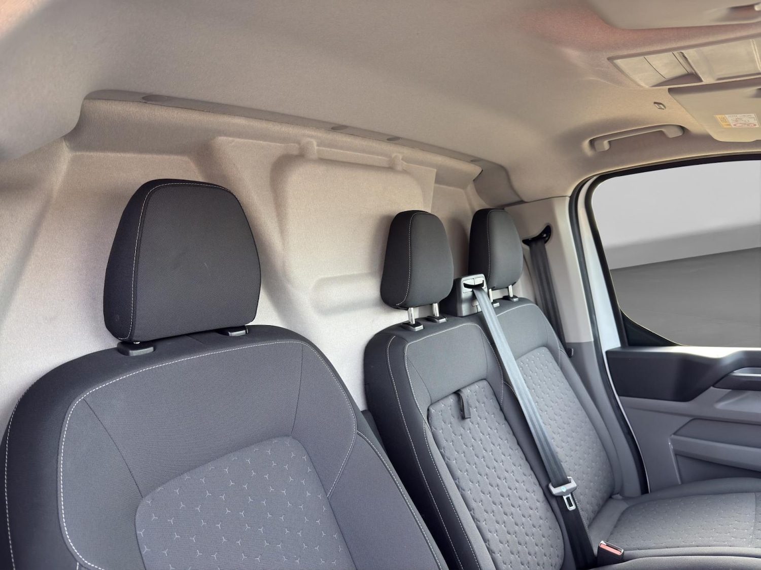 Used Ford Transit Custom 2024 for sale - 76649996: Photo 13