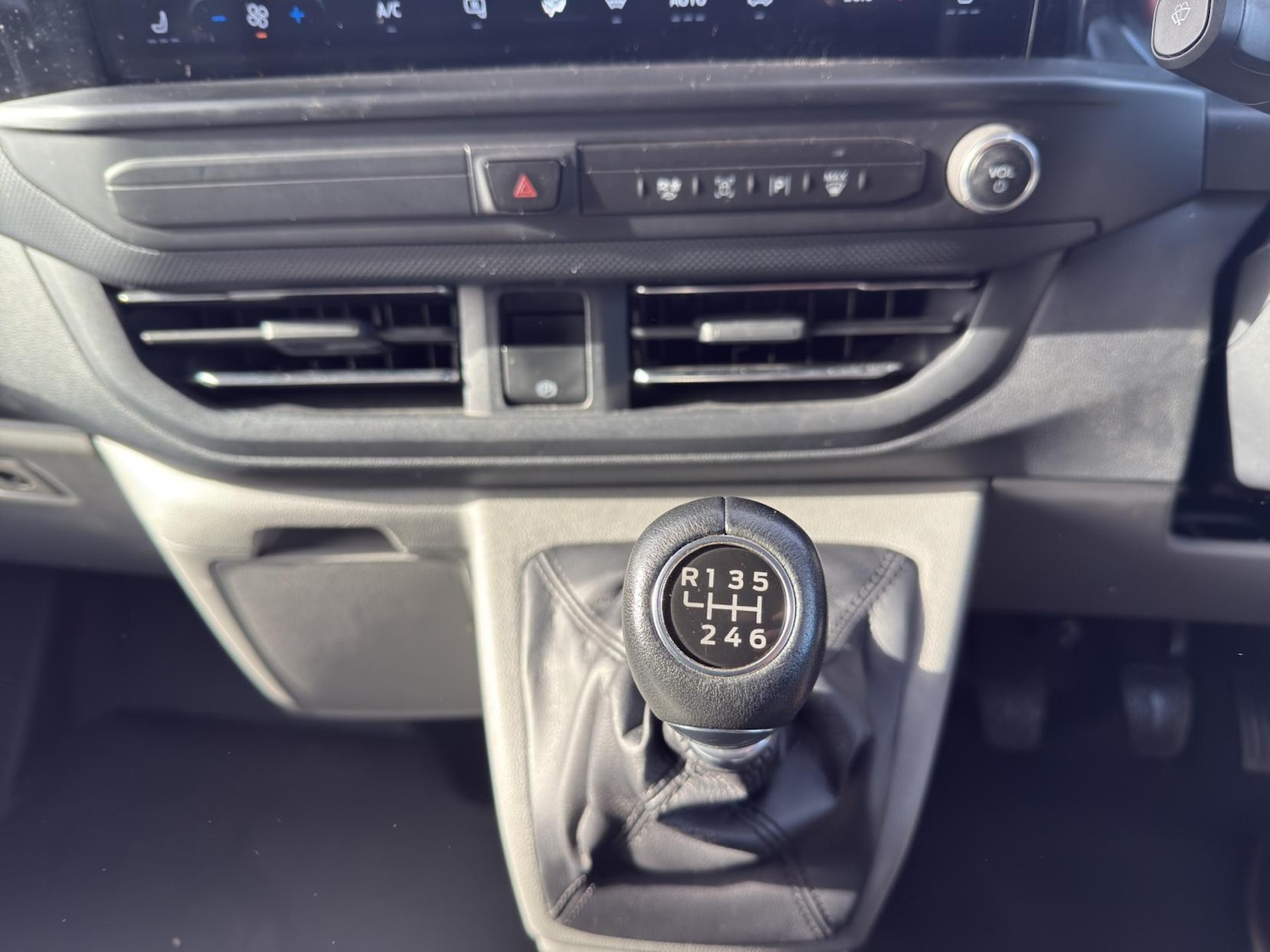 Used Ford Transit Custom 2024 for sale - 76649996: Photo 15