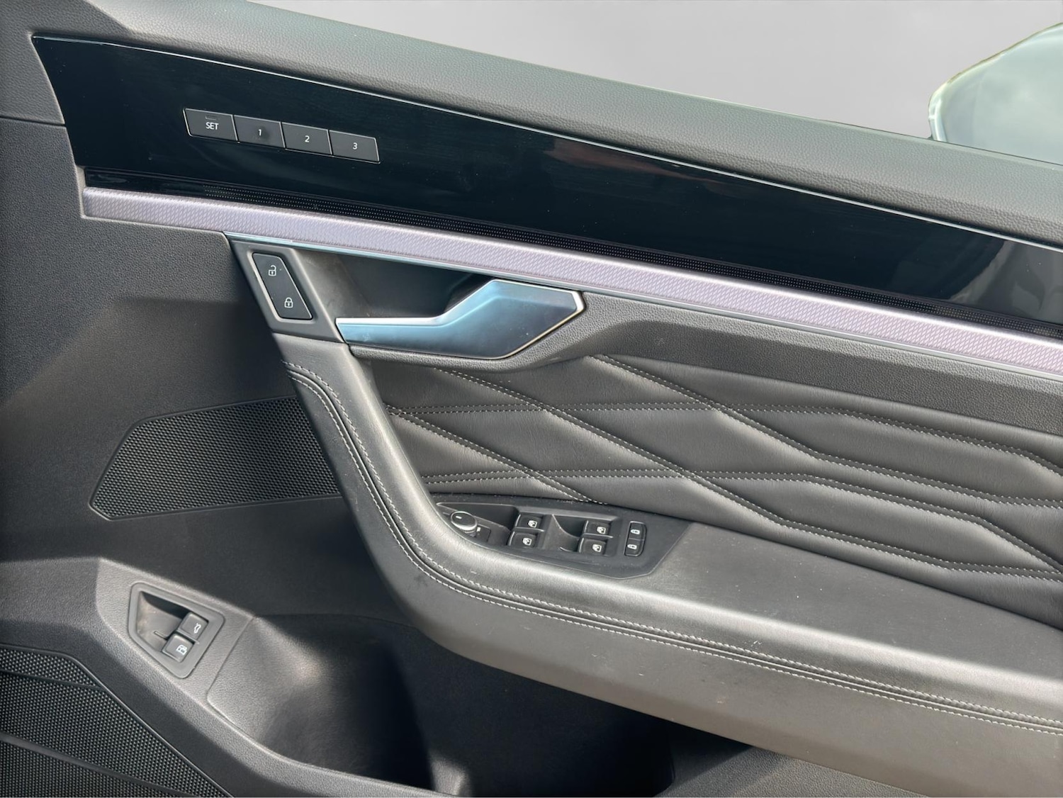 Used Volkswagen Touareg 2023 for sale - 77225341: Photo 13