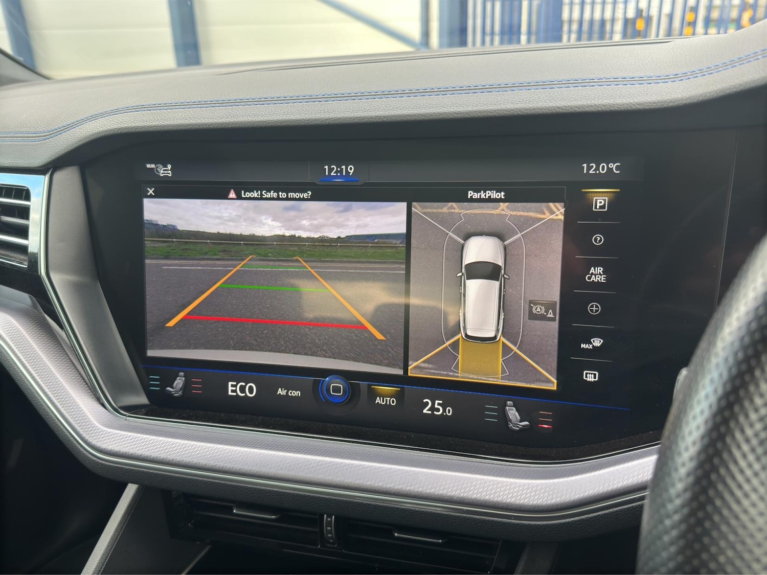 Used Volkswagen Touareg 2023 for sale - 77225341: Photo 27