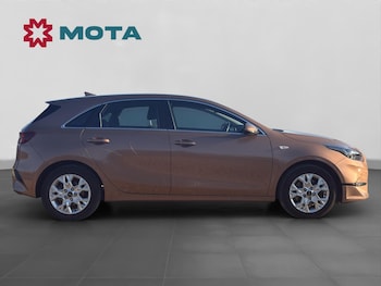 Used Kia Ceed 2022 for sale - 78236440: Photo