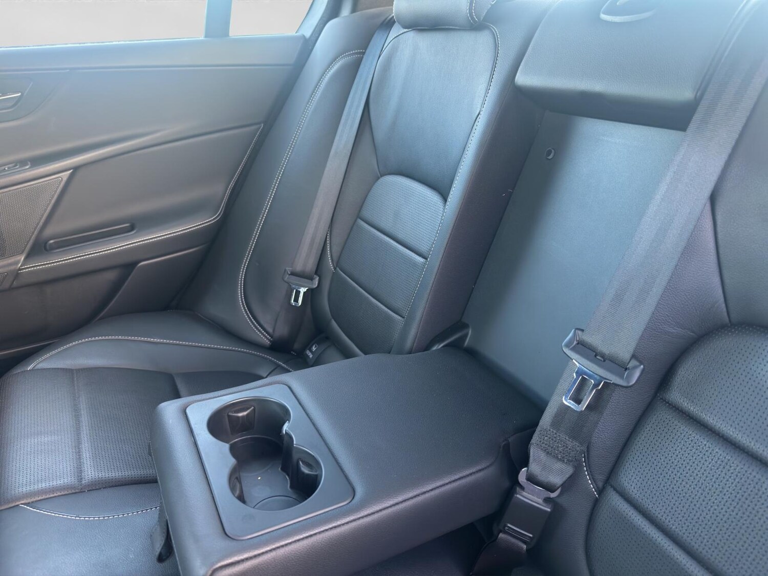 Used Jaguar XE 2016 for sale - 76696992: Photo 20