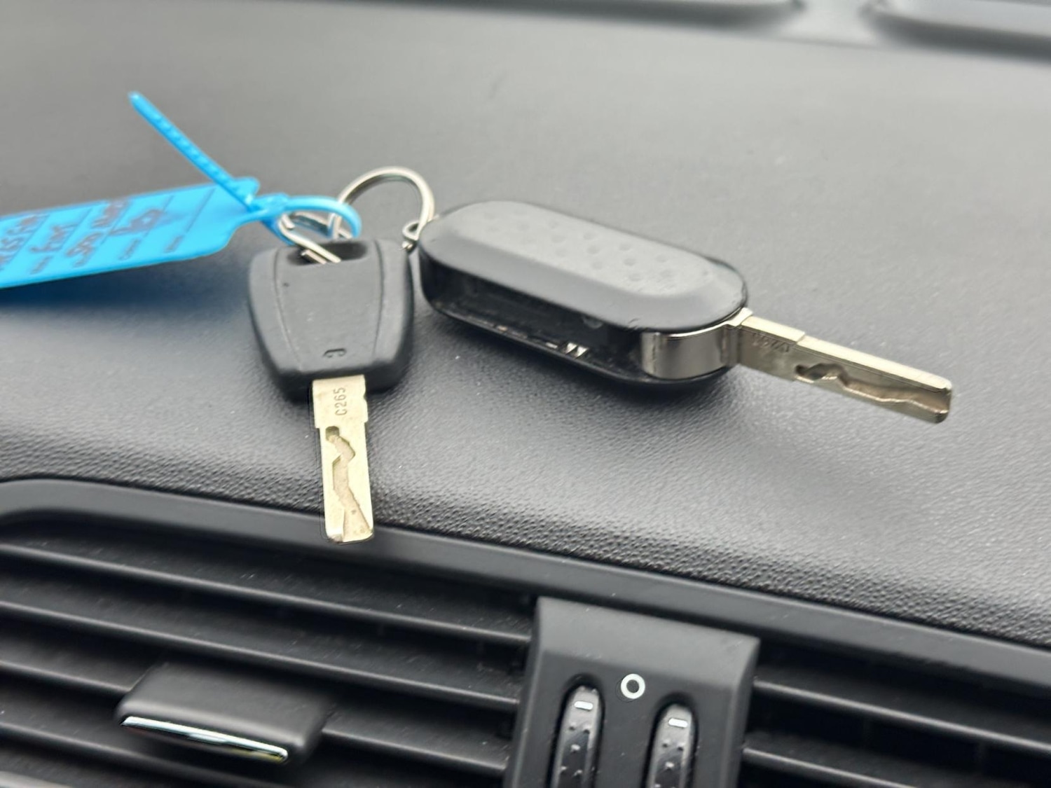 Used Abarth 595 2016 for sale - 77036941: Photo 24