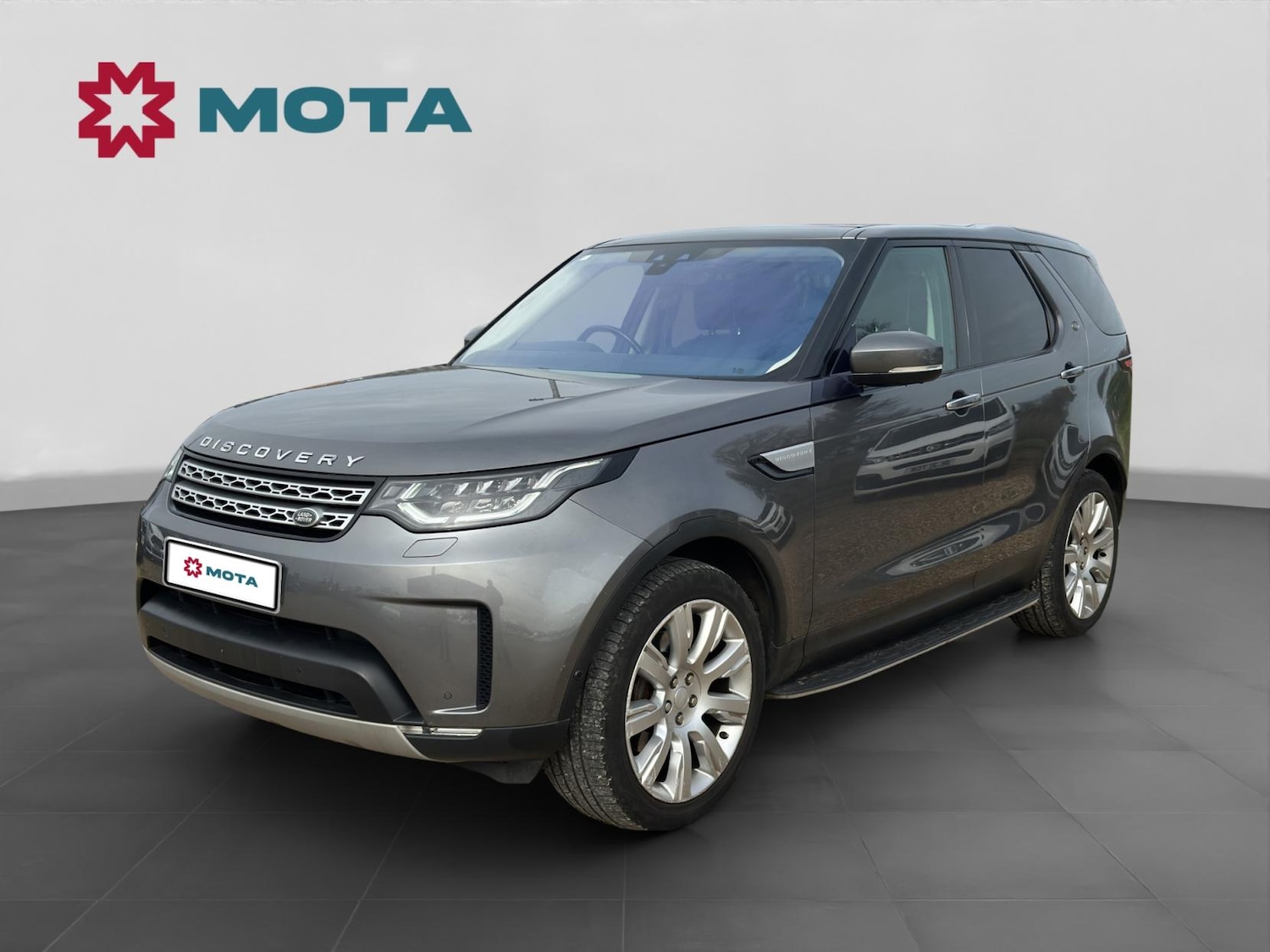 Used Land Rover Discovery 2017 for sale - 77988623: Photo 6