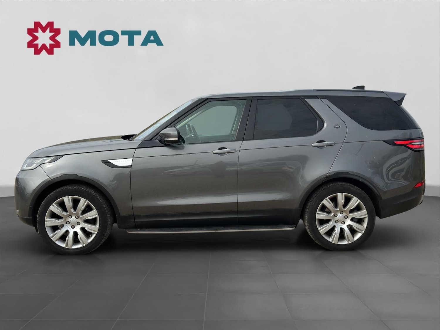 Used Land Rover Discovery 2017 for sale - 77988623: Photo 7