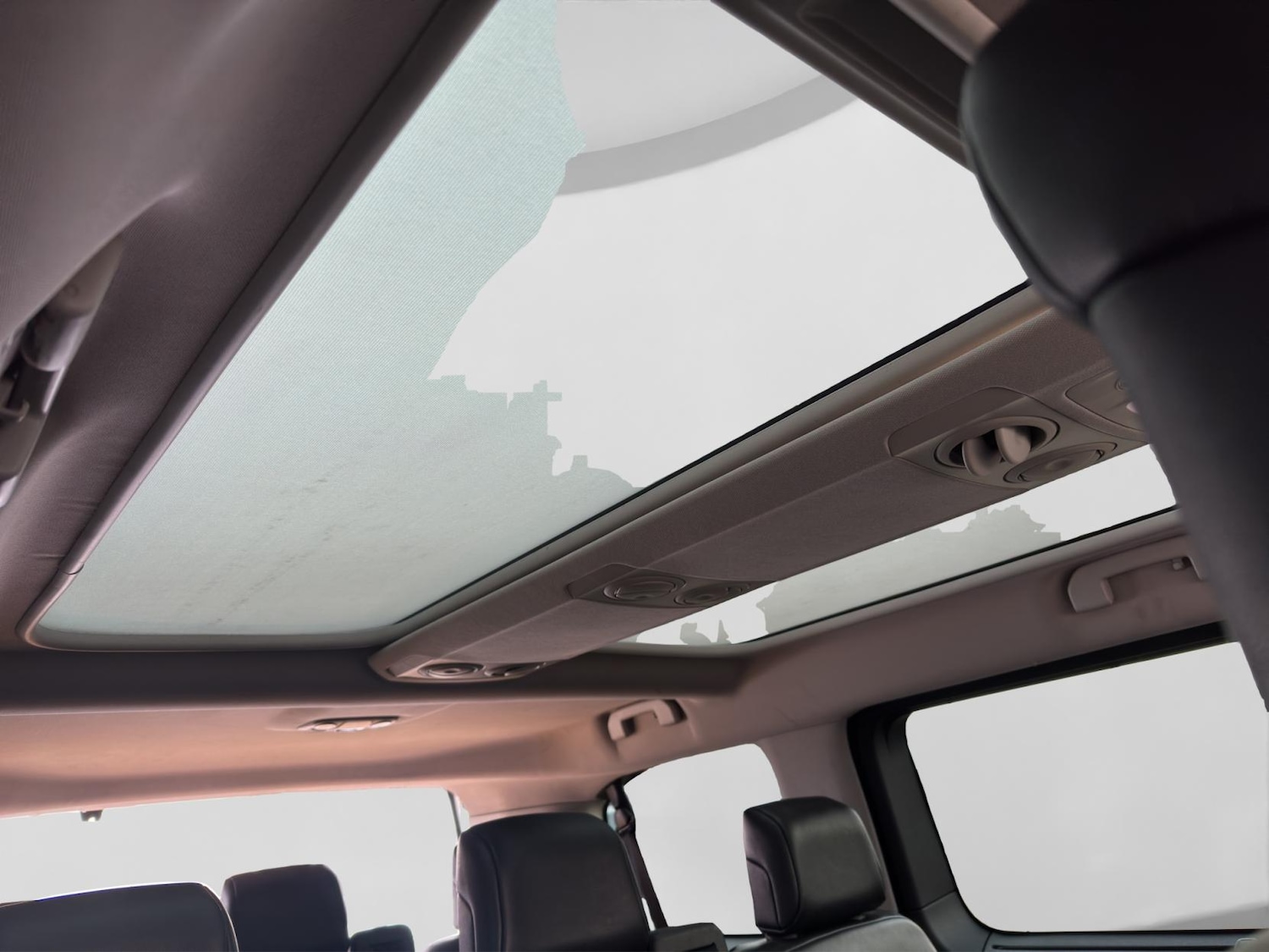 Used Peugeot Traveller 2018 for sale - 76709829: Photo 22