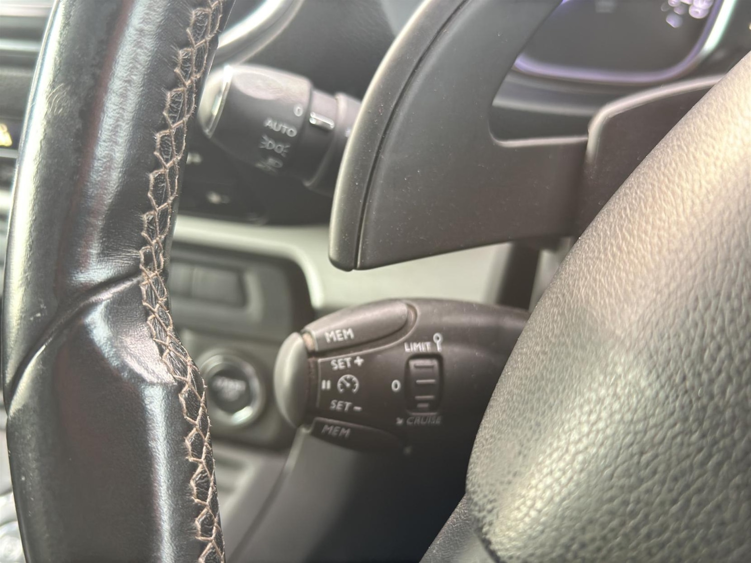 Used Peugeot Traveller 2018 for sale - 76709829: Photo 28