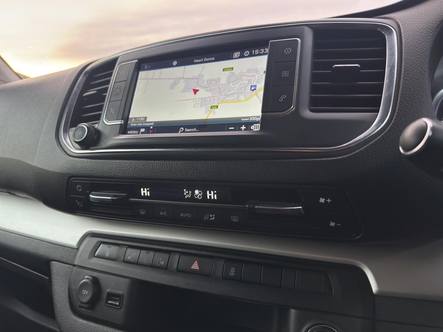 Used Peugeot Traveller 2018 for sale - 76709829: Photo 37