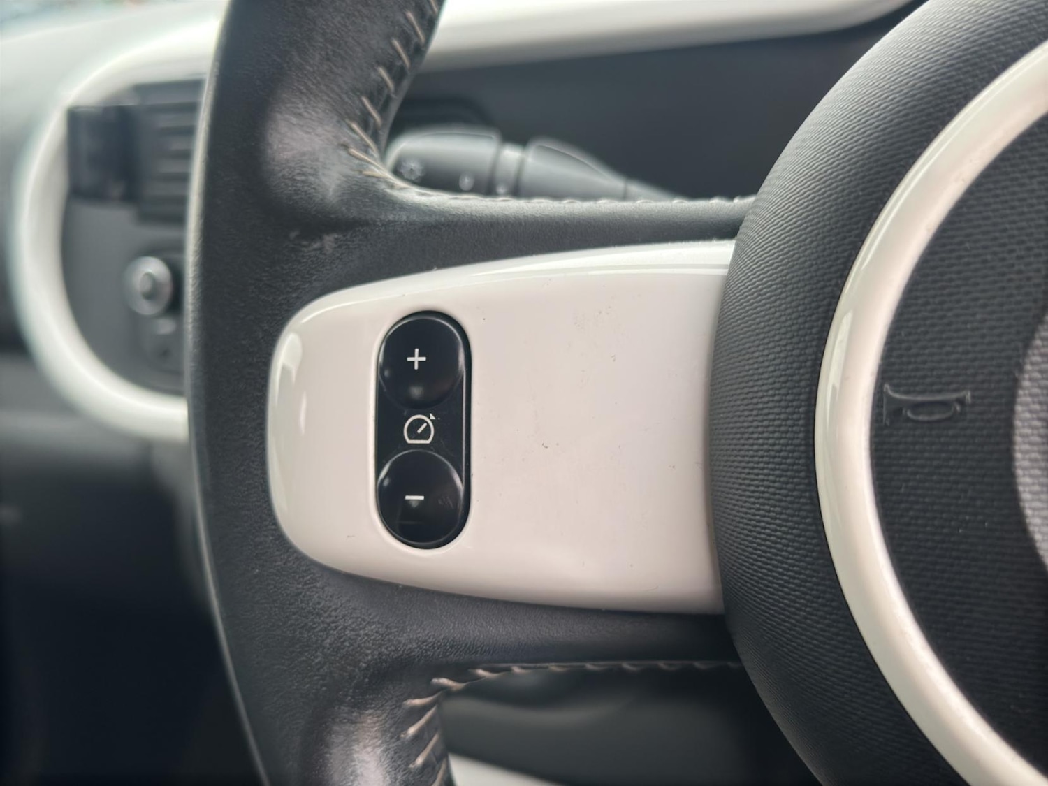 Used Renault Twingo 2017 for sale - 77450015: Photo 32