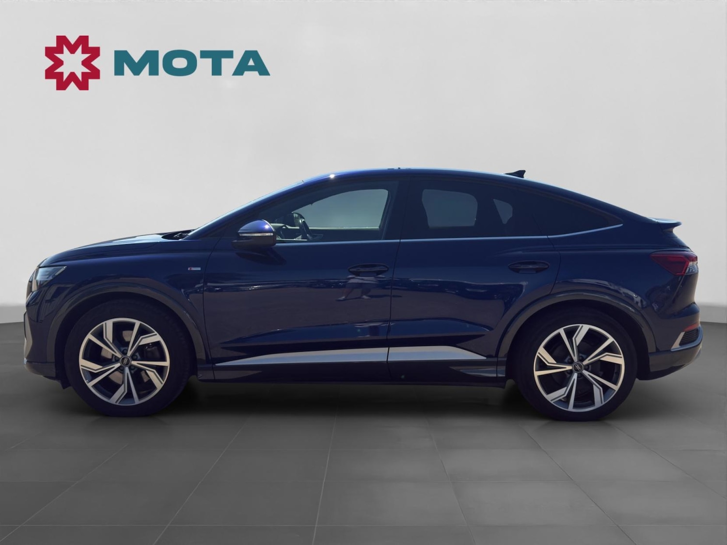 Used Audi Q4 e-tron 2021 for sale - 76650032: Photo 7