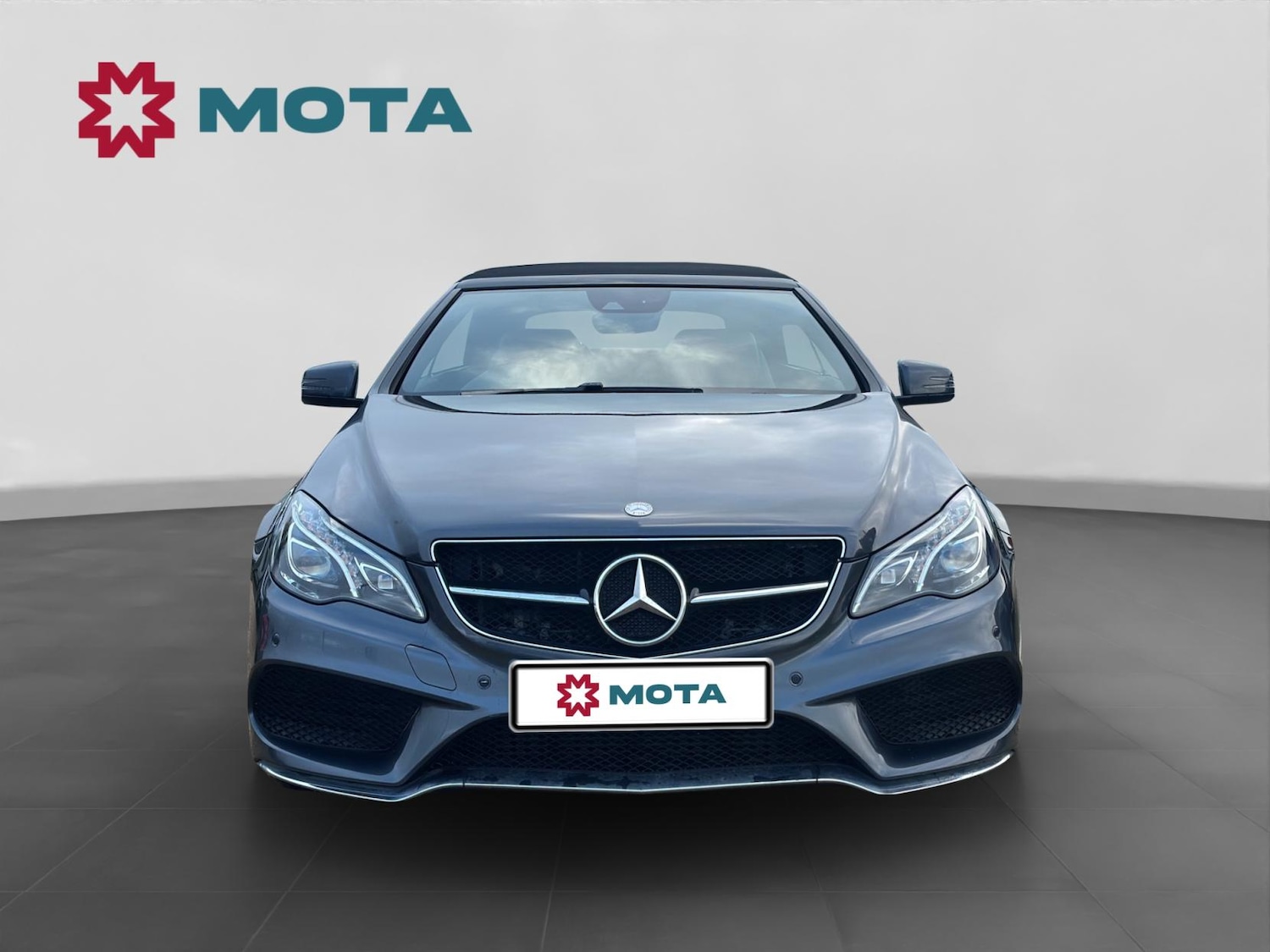 Used Mercedes-Benz E Class 2016 for sale - 77567454: Photo 2