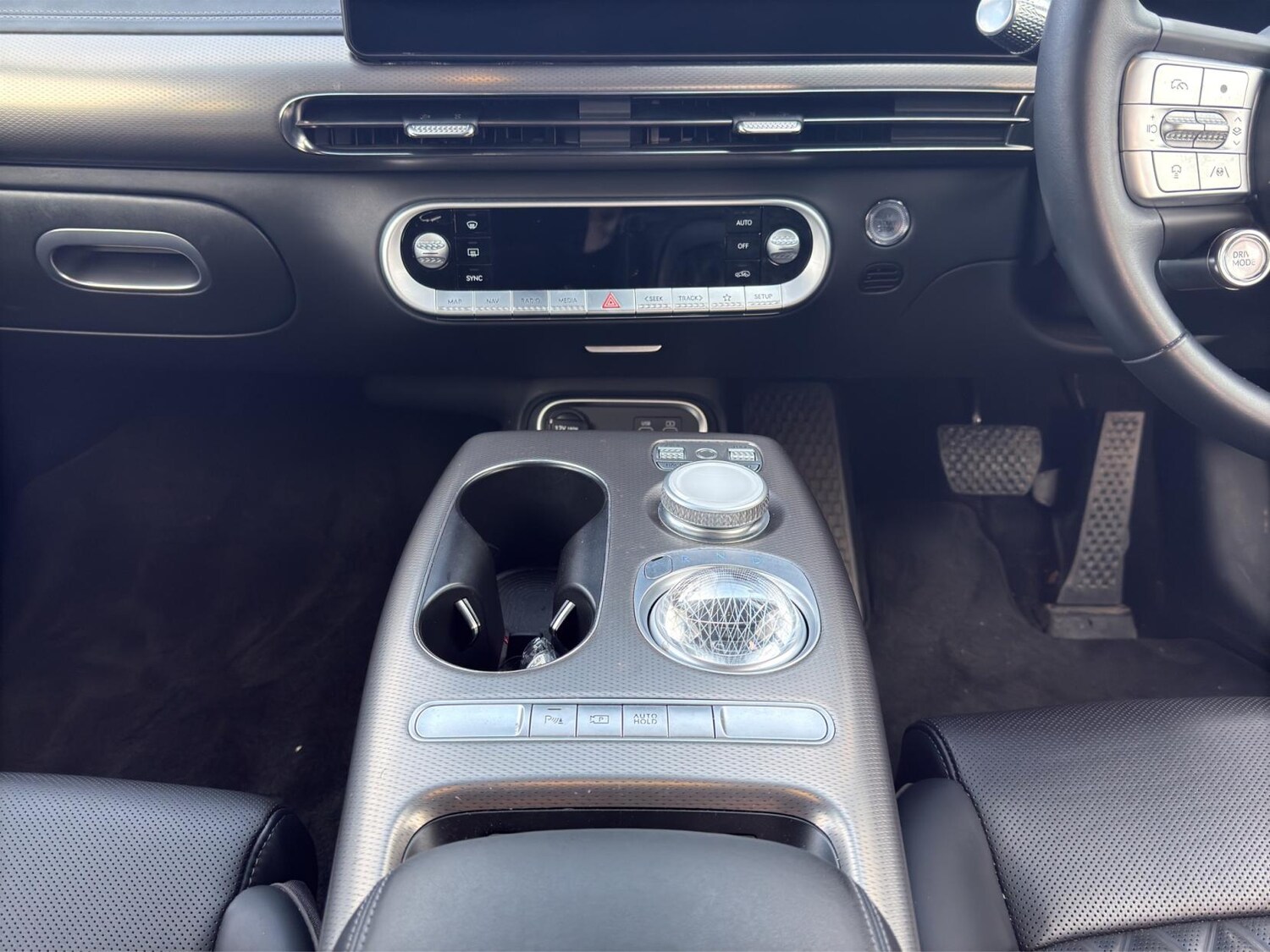 Used Genesis GV60 2023 for sale - 77848296: Photo 15