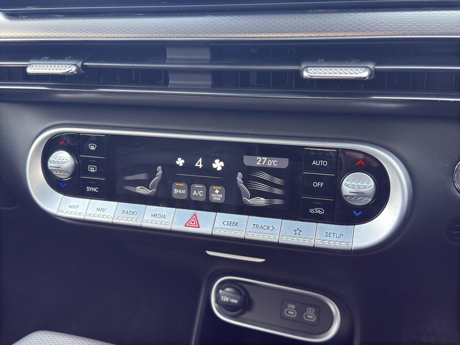 Used Genesis GV60 2023 for sale - 77848296: Photo 26