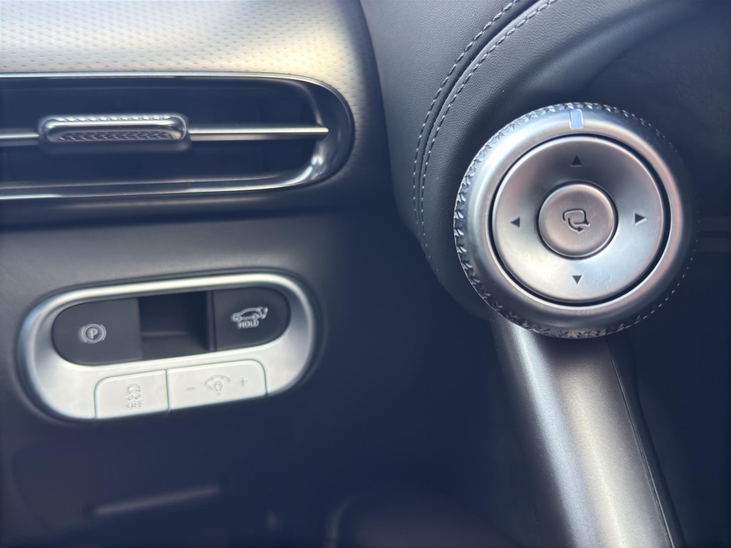 Used Genesis GV60 2023 for sale - 77848296: Photo 33