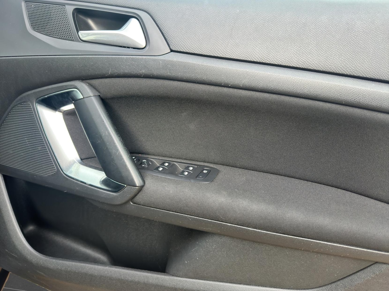 Used Peugeot 308 2017 for sale - 76650011: Photo 14