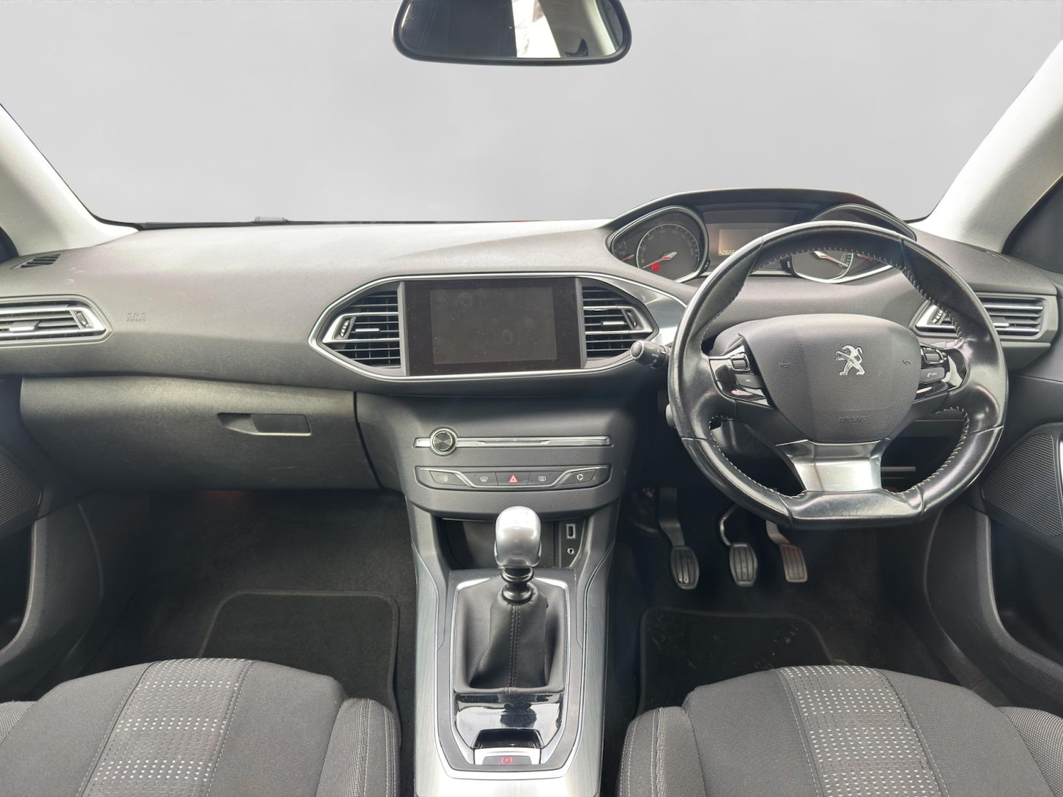 Used Peugeot 308 2017 for sale - 76650011: Photo 15