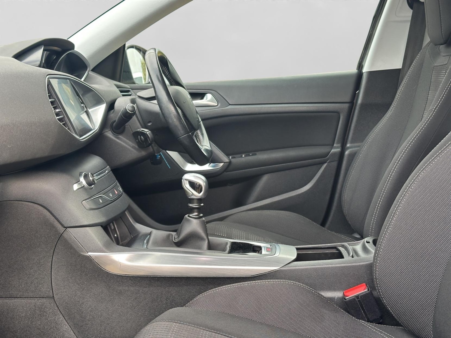 Used Peugeot 308 2017 for sale - 76650011: Photo 19