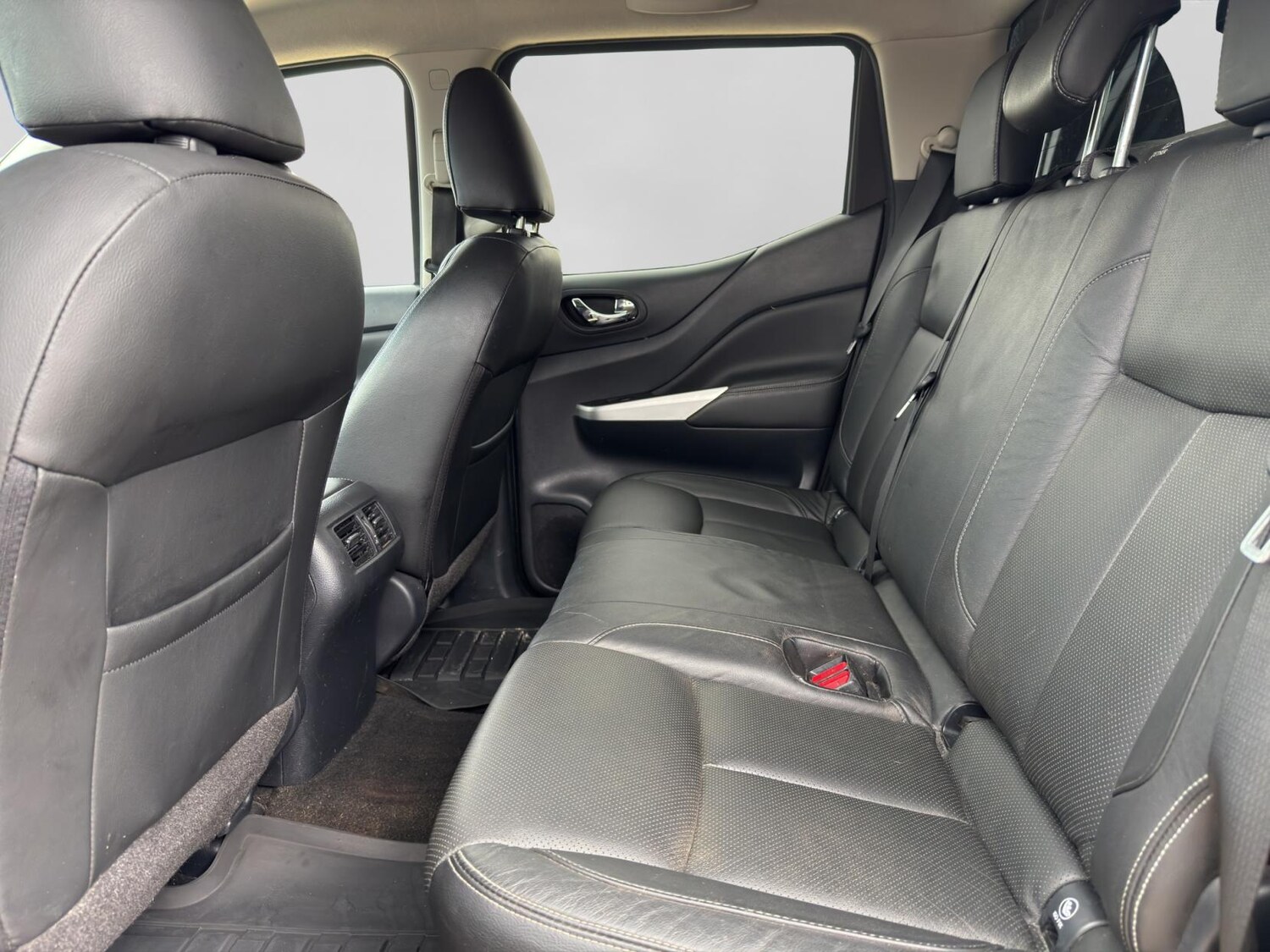 Used Nissan Navara 2017 for sale - 77679059: Photo 19