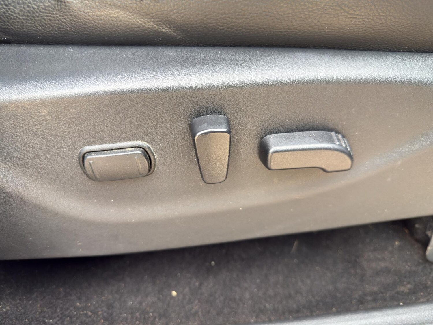 Used Nissan Navara 2017 for sale - 77679059: Photo 28