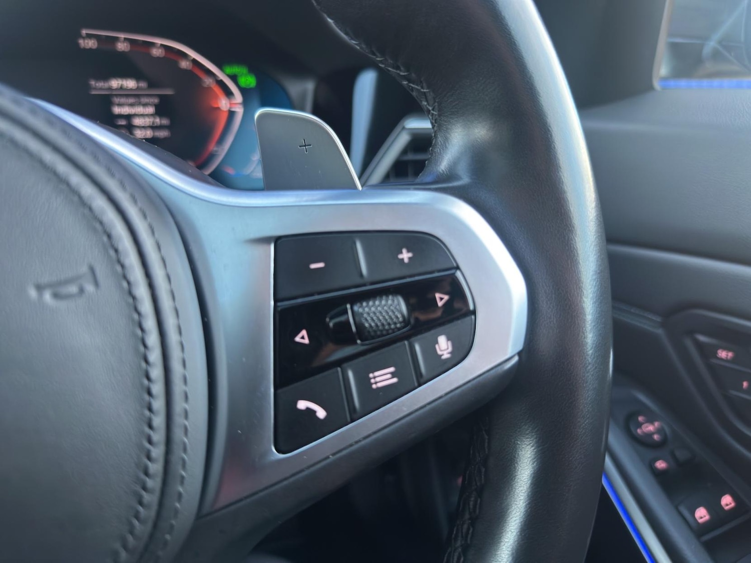 Used BMW 3 Series 2021 for sale - 76652971: Photo 32