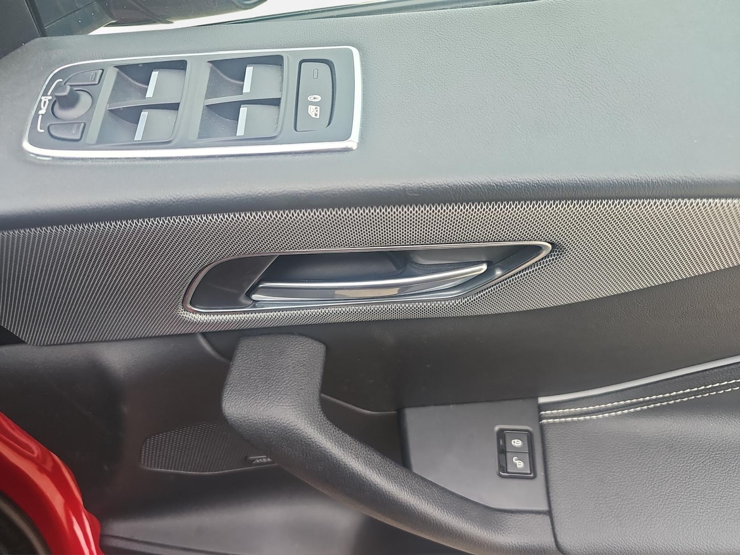 Used Jaguar F-Pace 2017 for sale - 76650048: Photo 12