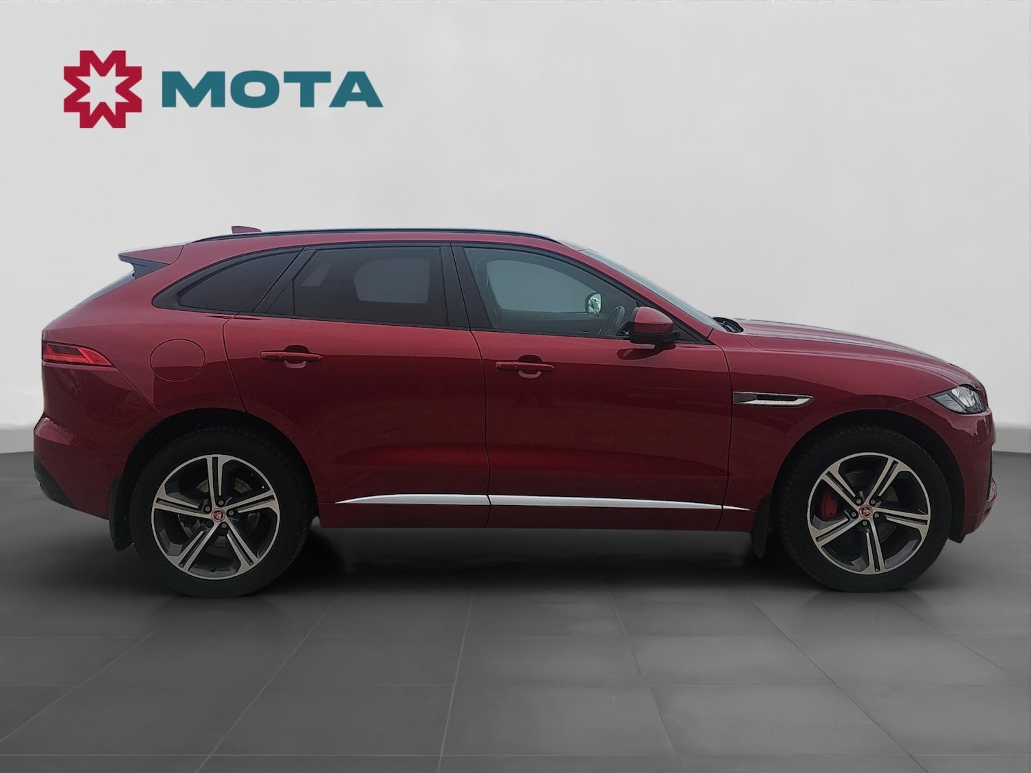 Used Jaguar F-Pace 2017 for sale - 76650048: Photo 3