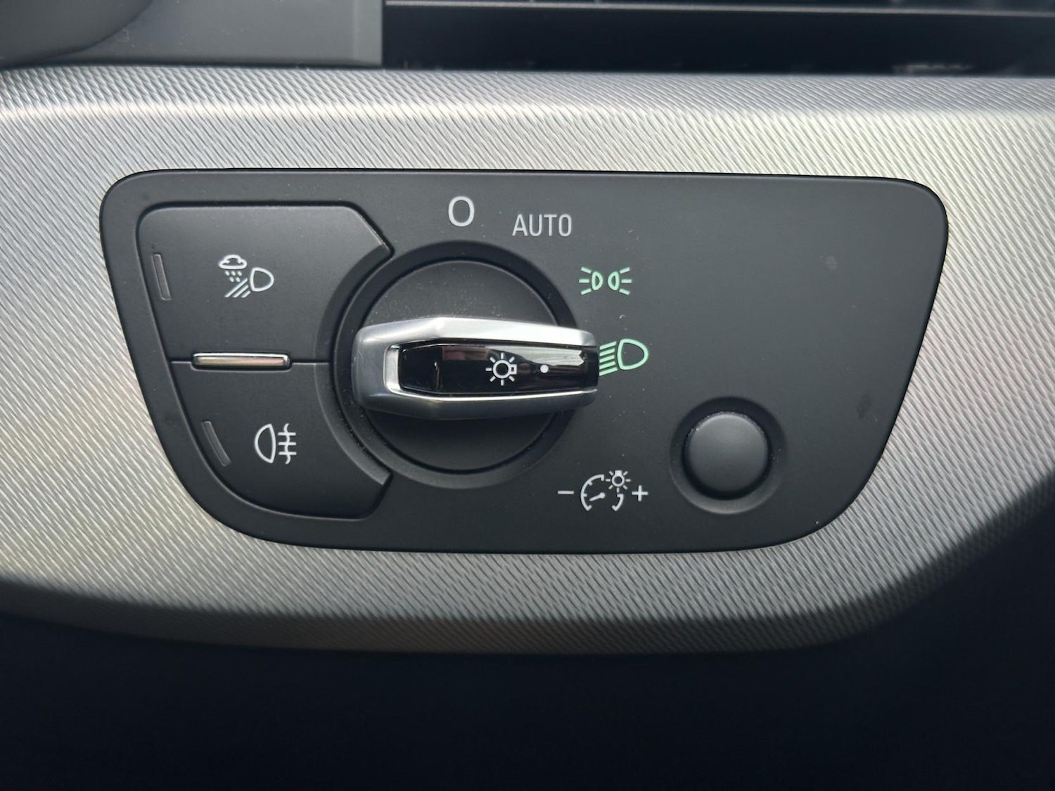 Used Audi A4 2016 for sale - 77679056: Photo 30