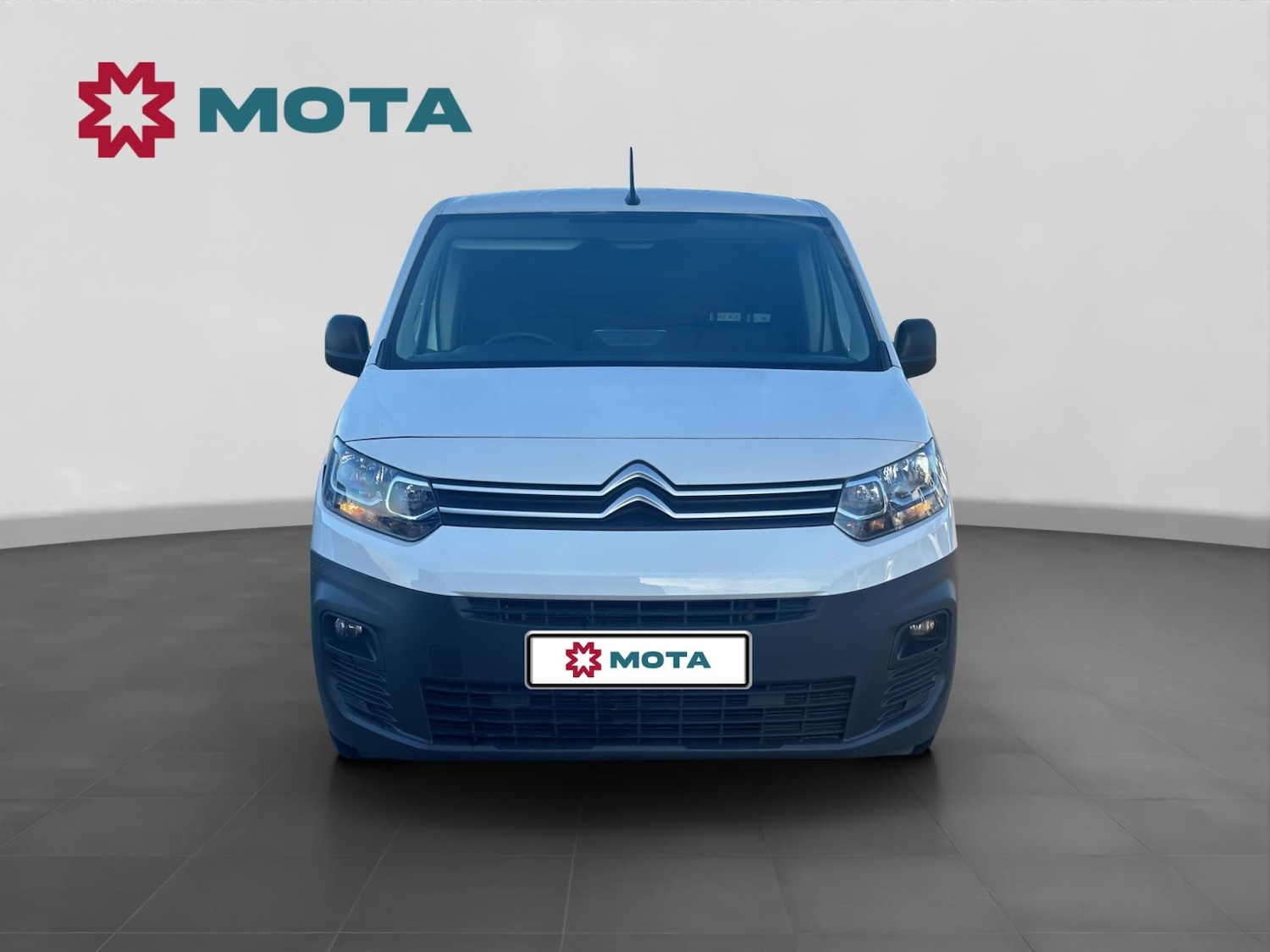 Used Citroen Berlingo 2021 for sale - 77061464: Photo 2