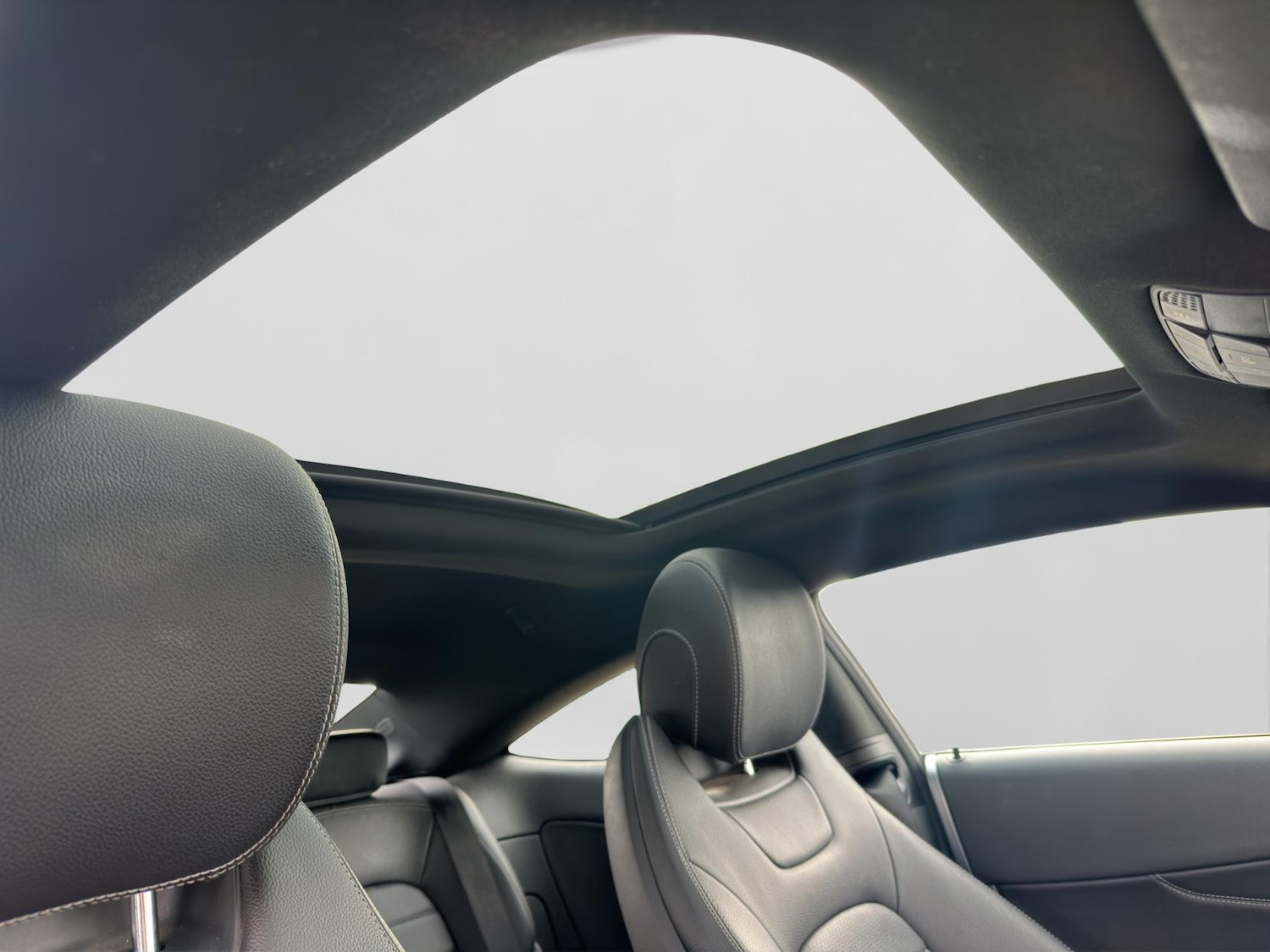 Used Mercedes-Benz C Class 2017 for sale - 77592388: Photo 19