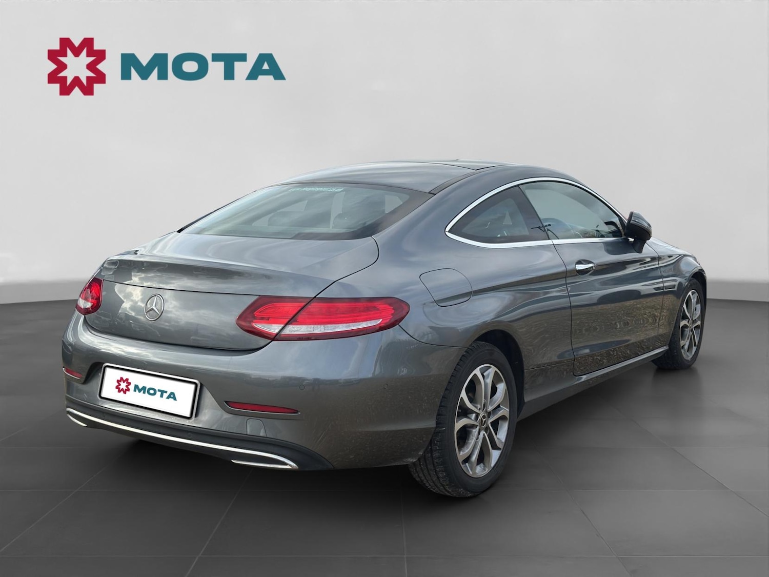 Used Mercedes-Benz C Class 2017 for sale - 77592388: Photo 4