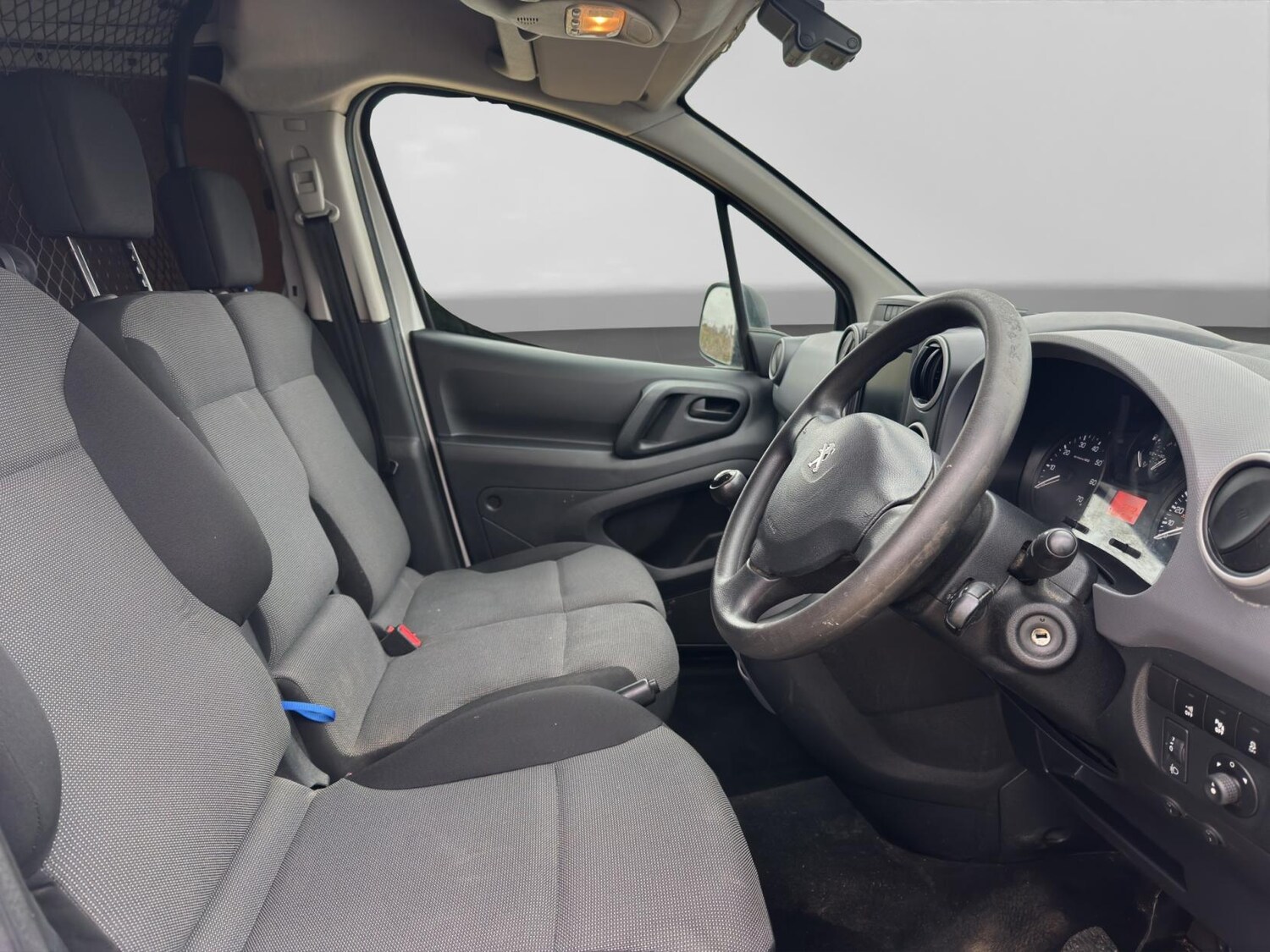 Used Peugeot Partner 2018 for sale - 77778698: Photo 9