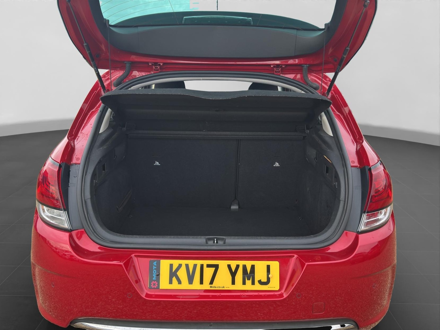 Used Citroen C4 2017 for sale - 76650050: Photo 21