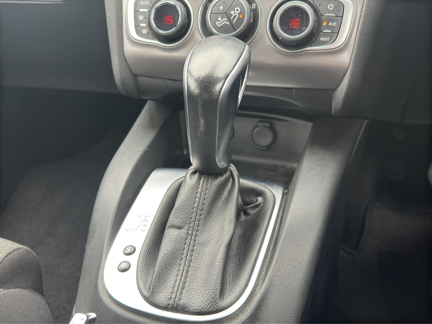 Used Citroen C4 2017 for sale - 76650050: Photo 24