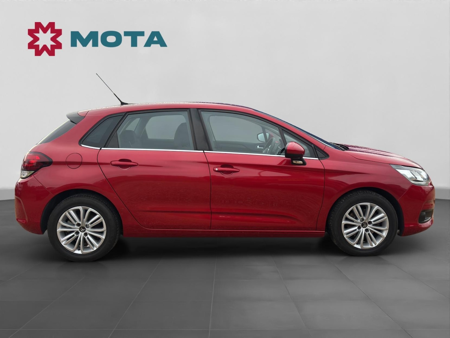 Used Citroen C4 2017 for sale - 76650050: Photo 3