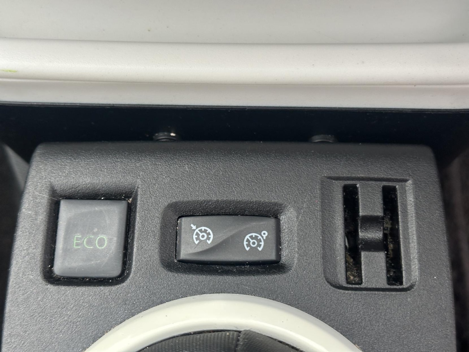 Used Renault Twingo 2017 for sale - 76650012: Photo 29