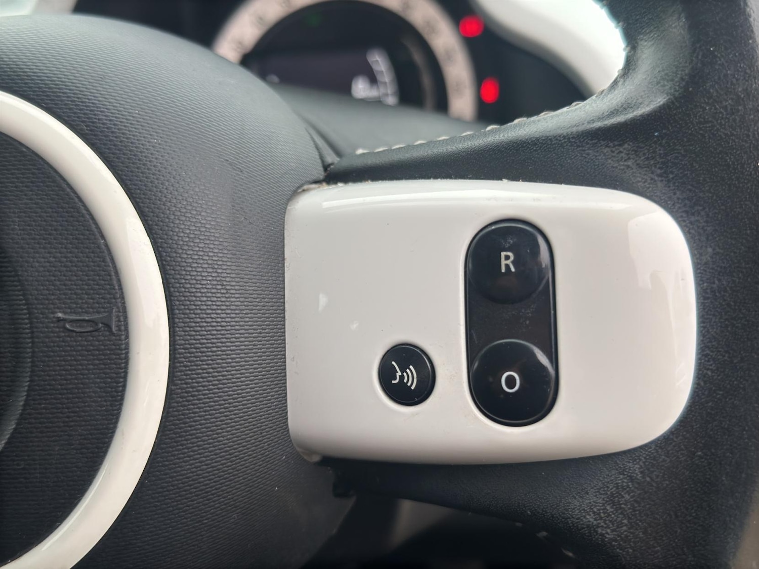 Used Renault Twingo 2017 for sale - 76650012: Photo 33