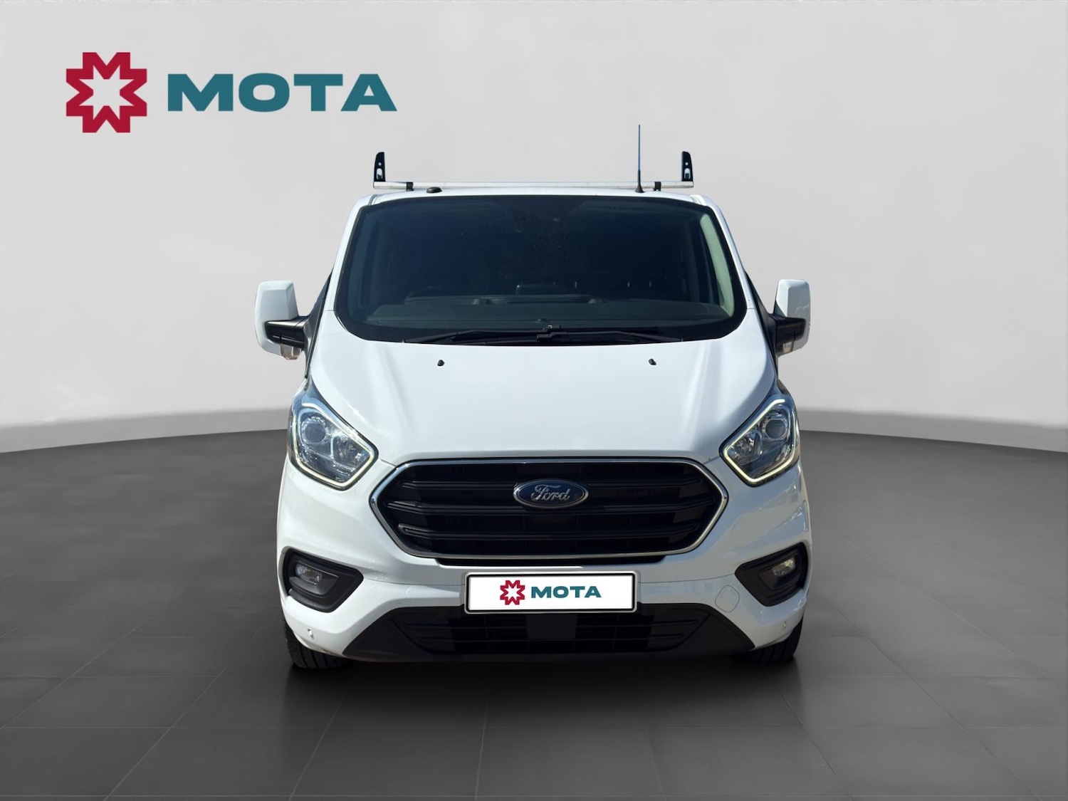Used Ford Transit Custom 2019 for sale - 76650031: Photo 2