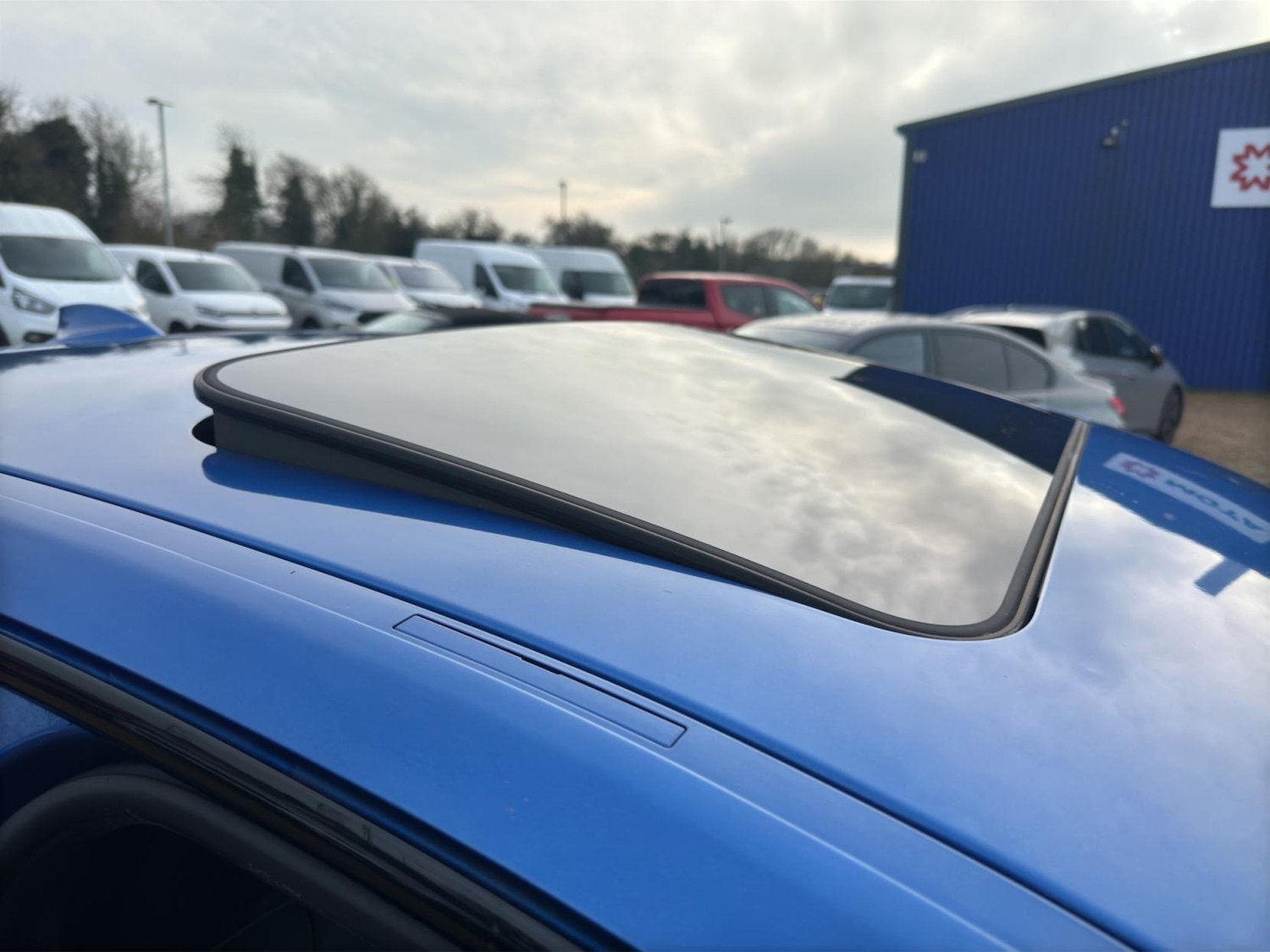 Used BMW 3 Series 2017 for sale - 77026196: Photo 15