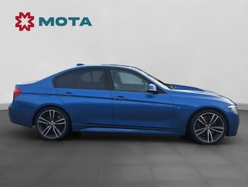 Used BMW 3 Series 2017 for sale - 77026196: Photo
