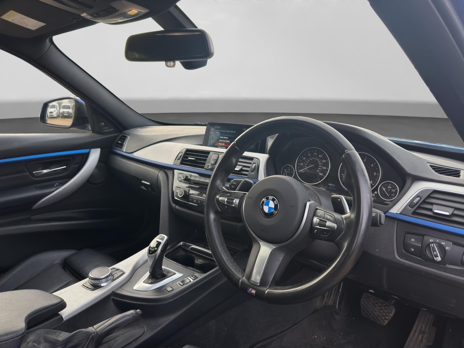 Used BMW 3 Series 2017 for sale - 77026196: Photo 9
