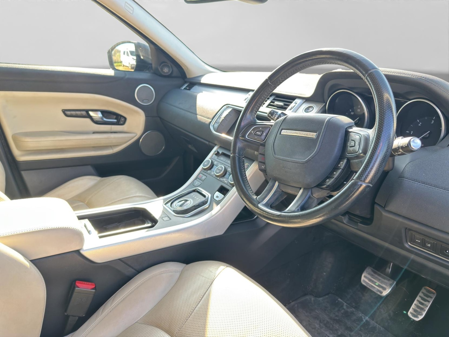 Used Land Rover Range Rover Evoque 2016 for sale - 77950910: Photo 9