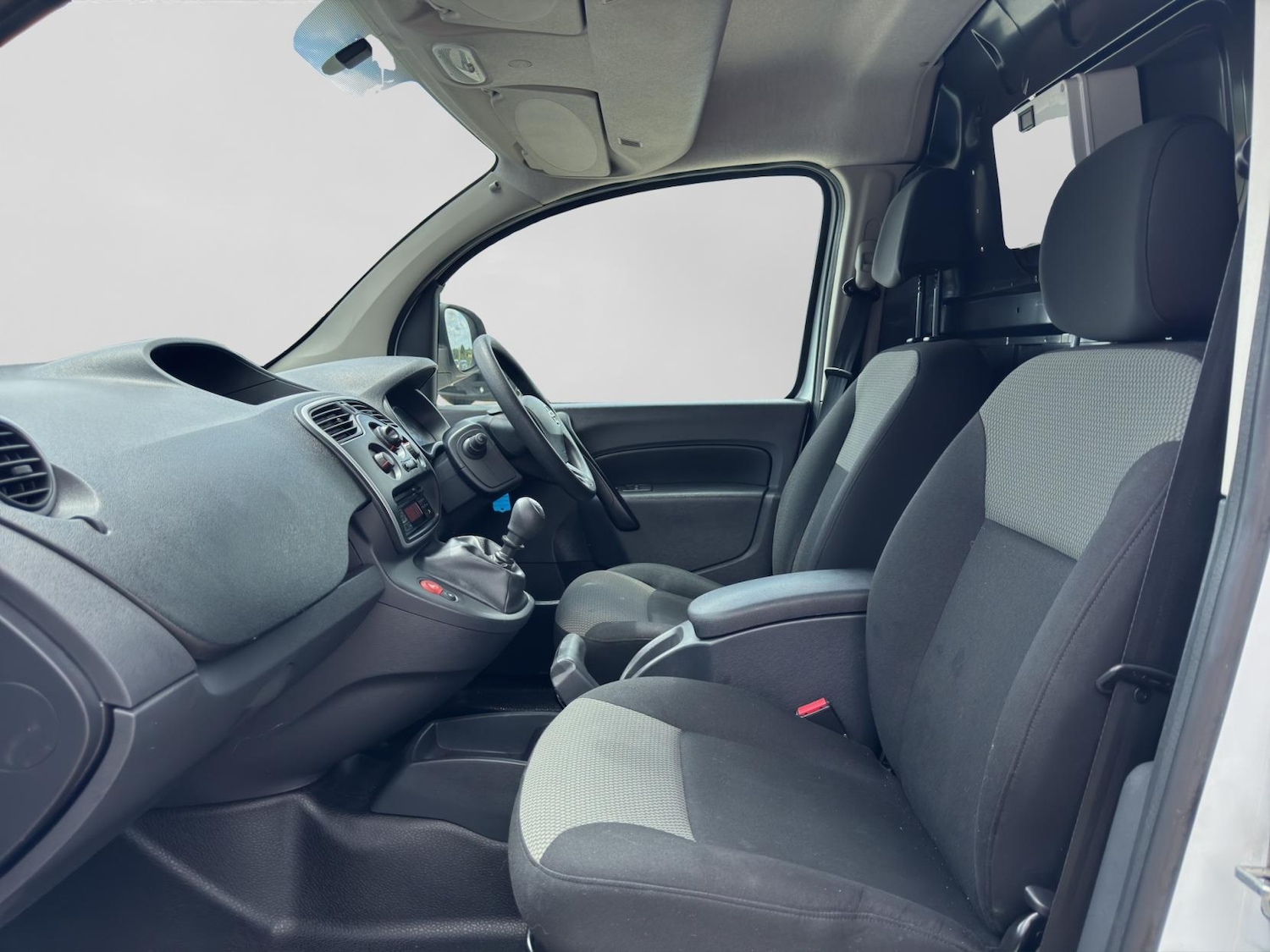 Used Nissan NV250 2021 for sale - 76650018: Photo 18