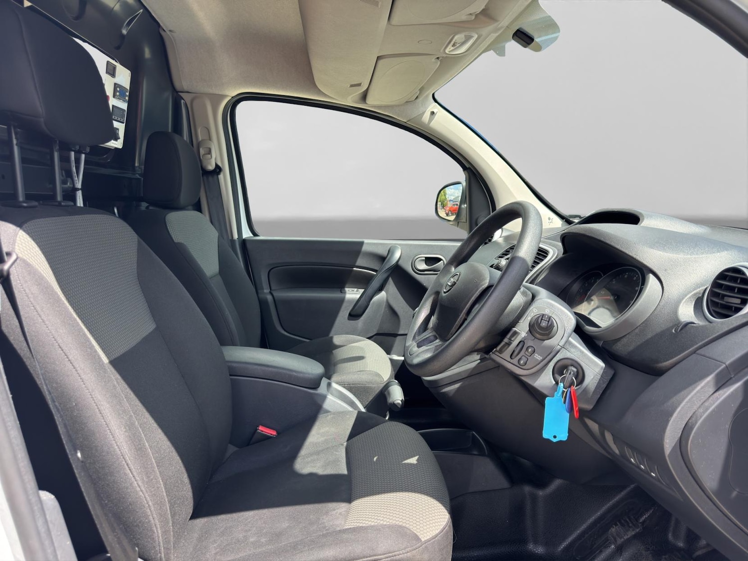 Used Nissan NV250 2021 for sale - 76650018: Photo 9