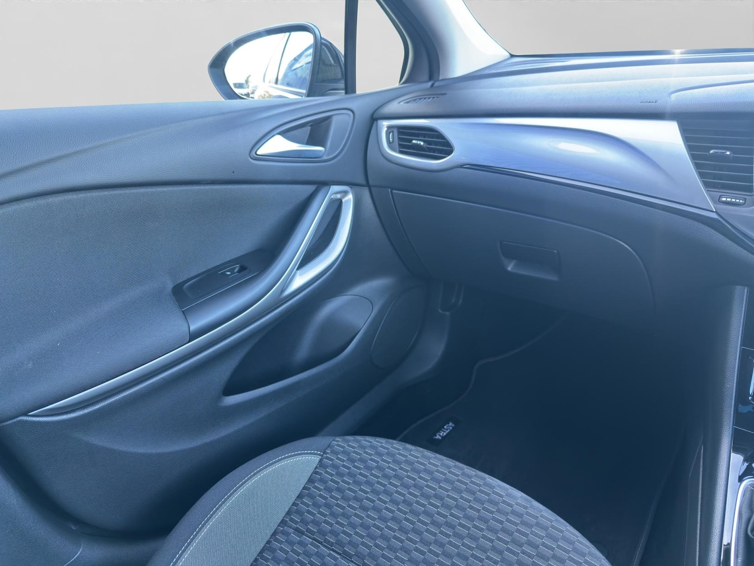 Used Vauxhall Astra 2020 for sale - 77353958: Photo 17